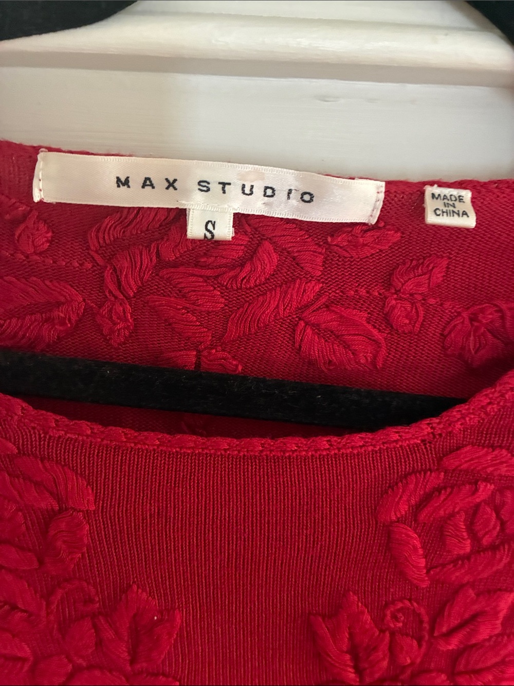 Embroidered sweater🥀 - Picture 3 of 6